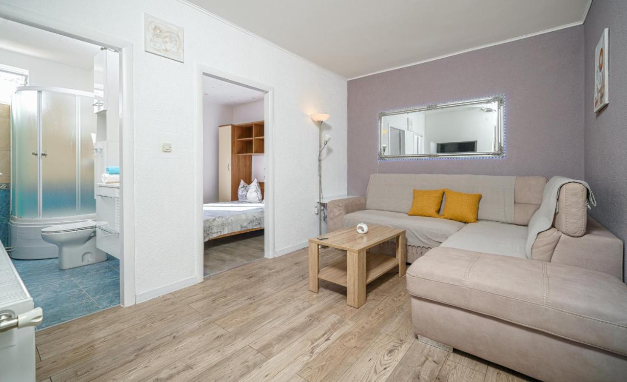 Apartmani Gabriella Vodice Buitenkant foto